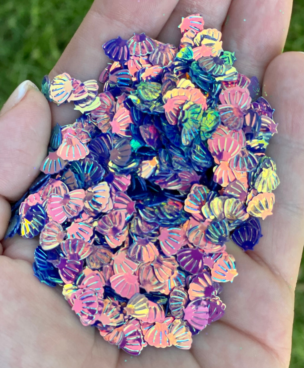 Purple Seashell-Shaped Glitter